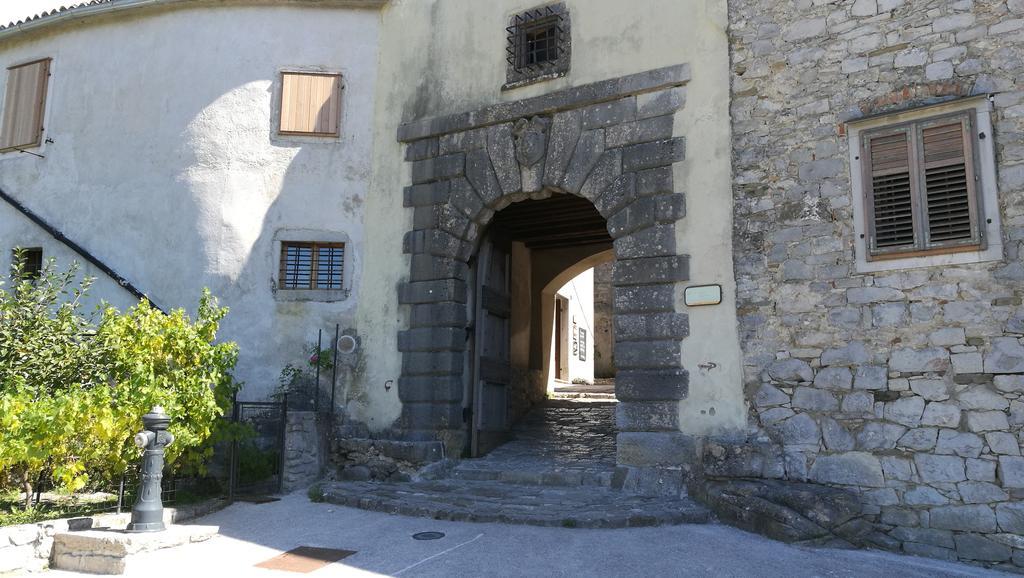 Apartment Bastion Buzet Eksteriør billede